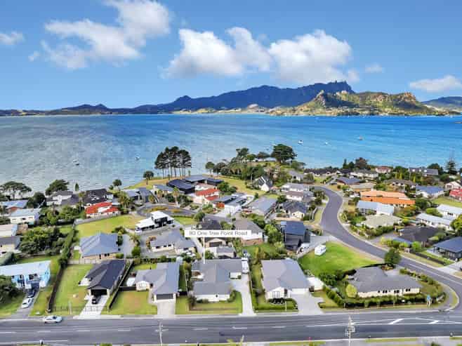 80 One Tree Point Road, One Tree Point