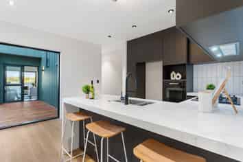 33 karaka village parade, Karaka