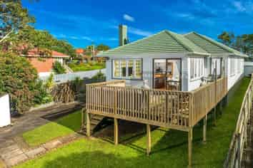 100 Lincoln Park Avenue, Massey