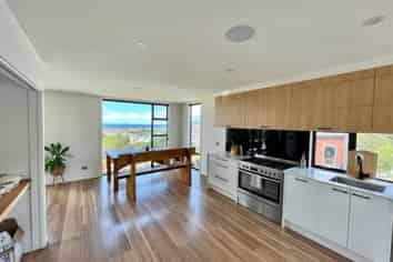 48 Walter Street, The Glen