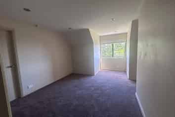 206 Broomfields Road, Whitford