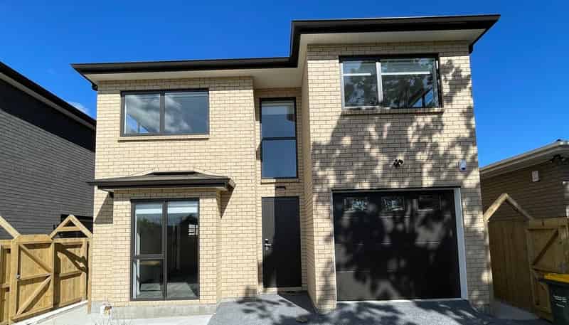 13C Graeme Avenue, Mangere East