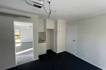 13C Graeme Avenue, Mangere East