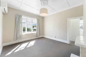 2/68 Taylors Road, Mount Albert