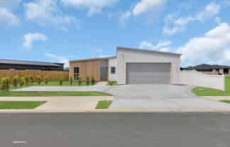 111 Kaurinui Crescent, One Tree Point