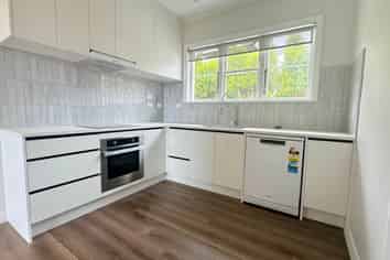 14 Kurahaupo Street, Orakei