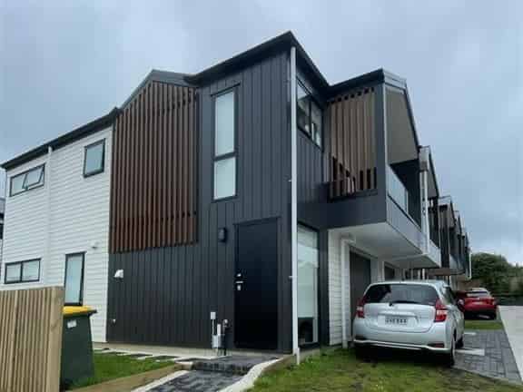 Auckland - Address withheld