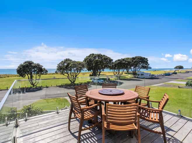 209A Esplanade Drive, Whangamata