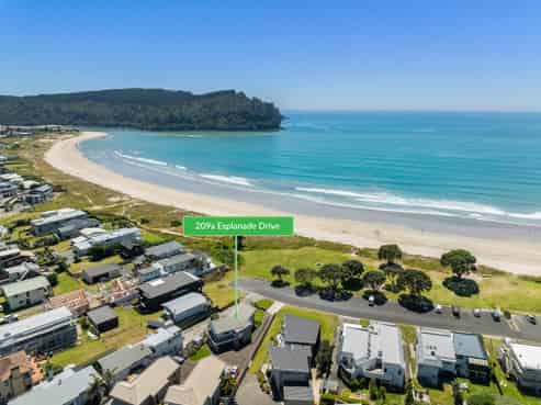 209A Esplanade Drive, Whangamata