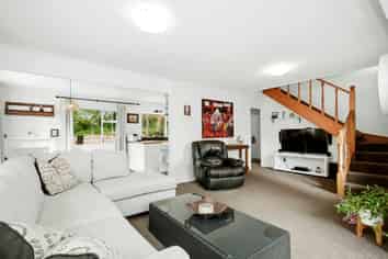 43 Dalton Grove, Stokes Valley