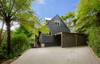 43 Dalton Grove, Stokes Valley