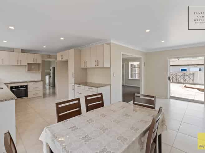 2B Adams Road, Manurewa