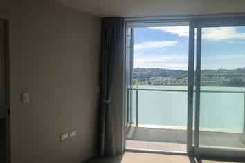 404B/3 Rose Garden Lane, Albany