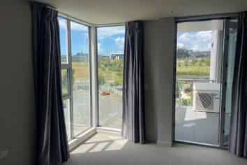 404B/3 Rose Garden Lane, Albany