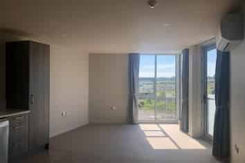 404B/3 Rose Garden Lane, Albany