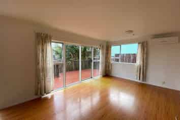 23 Minaret Drive, Bucklands Beach