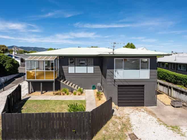 1/70 Songer Street, Stoke