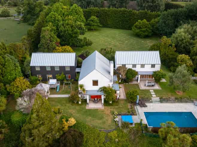 102 Blackbridge Road, Dairy Flat