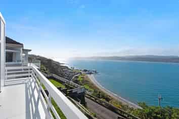 8 Khyber Road, Seatoun