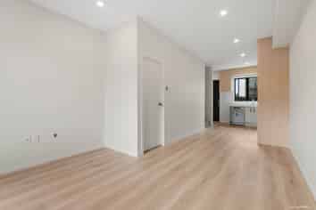 55E Redwood Drive, Massey