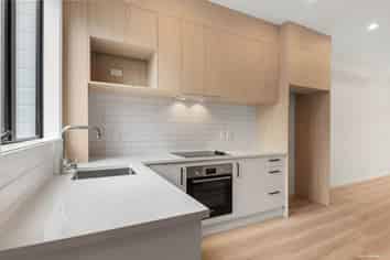 55E Redwood Drive, Massey