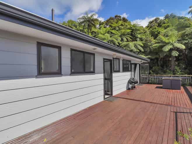 13 Picasso Grove, Belmont