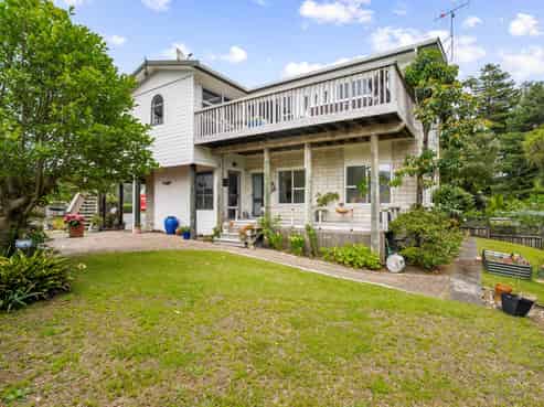 115 Chevron Crescent, Whangamata