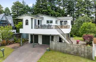 115 Chevron Crescent, Whangamata