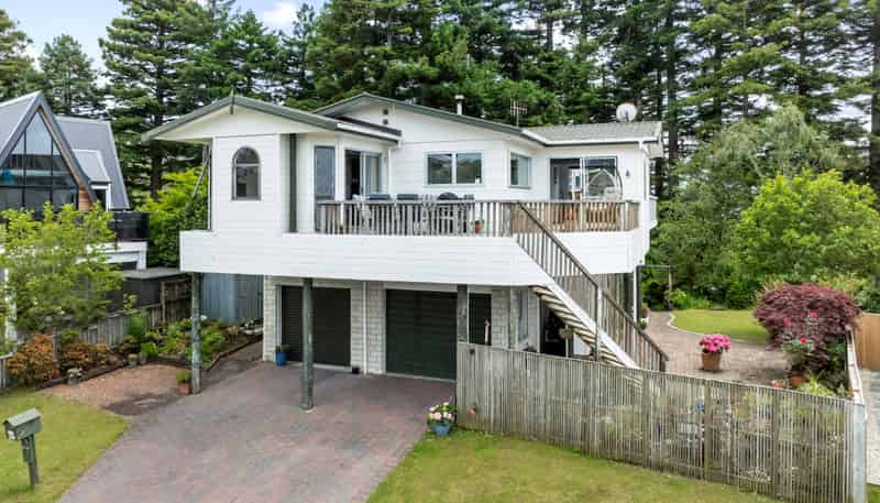 115 Chevron Crescent, Whangamata