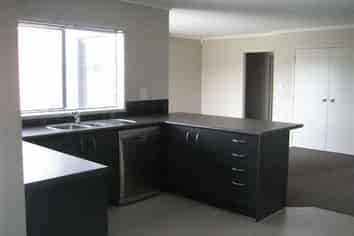 81 Fairs Road, Milson