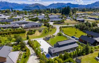 1 Maggies Way, Wanaka