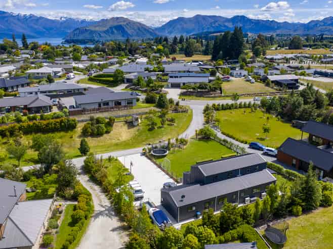 1 Maggies Way, Wanaka