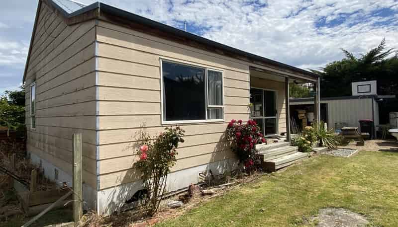 21B Church Street, Winton