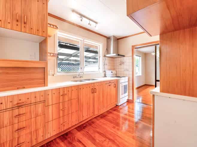 72 Alexander Avenue, Onekawa