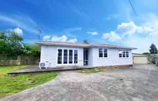 10 Resolute Way, Papakura