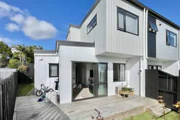 9/144 Titirangi Road, New Lynn