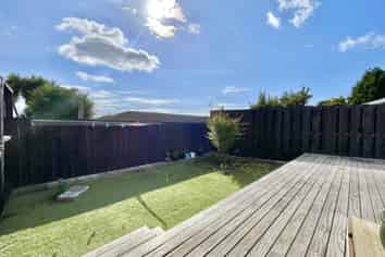 9/144 Titirangi Road, New Lynn