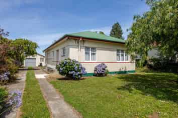 8 Grant Street, Dannevirke