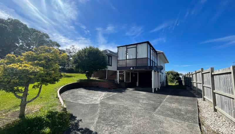 350 Hillsborough Road, Mount Roskill