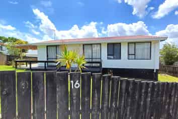 16 Maywood Crescent, Glen Eden