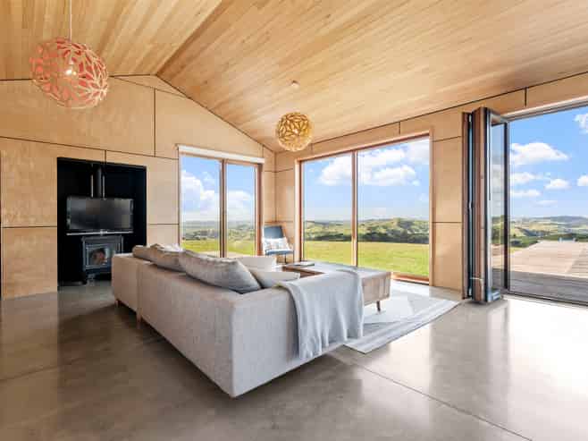 328 Mainland Road, Kaipara Flats