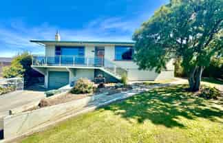 16 Argyle Street, WESTON