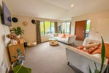 66 Kaniere Road, Hokitika