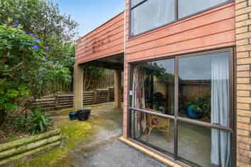 2/1 Captain Street, Helensville