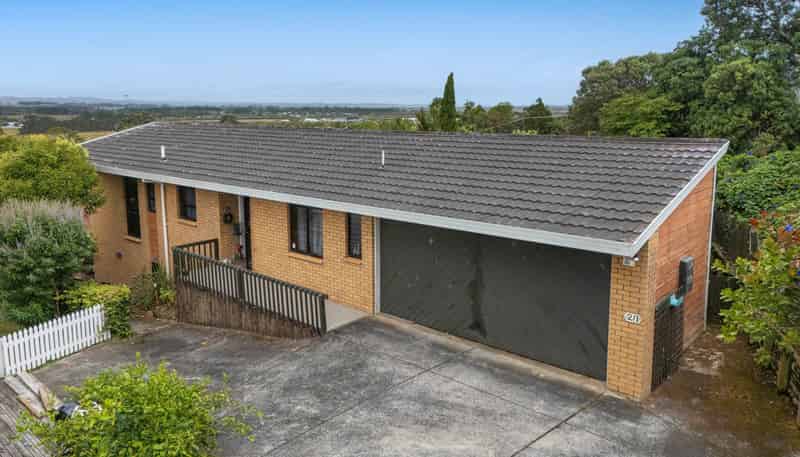 2/1 Captain Street, Helensville