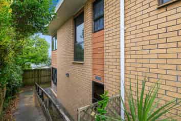 2/1 Captain Street, Helensville