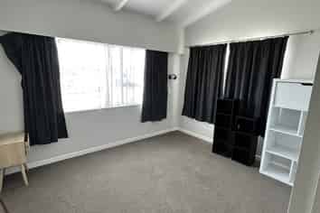 37 Oak Street, Masterton