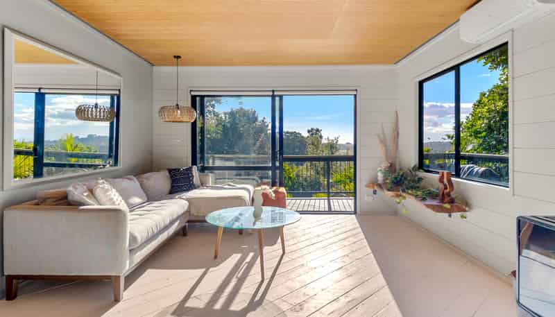 71 Trig Hill Road, Onetangi