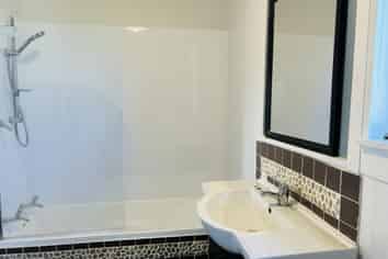 95  Hurndall Street East, Maungaturoto