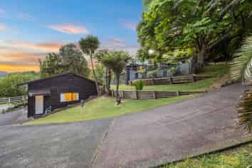 274 Forest Hill Road, Waiatarua